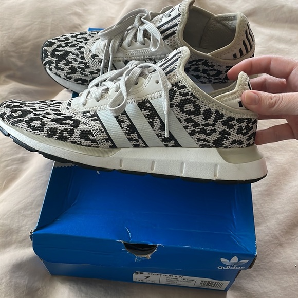 Leopard print adidas swift run - Picture 2 of 5